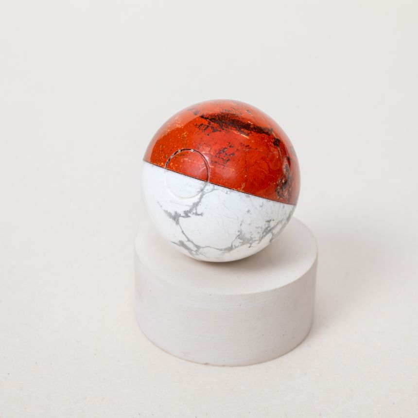 Boule Poka - Howlite, Jaspe Rouge